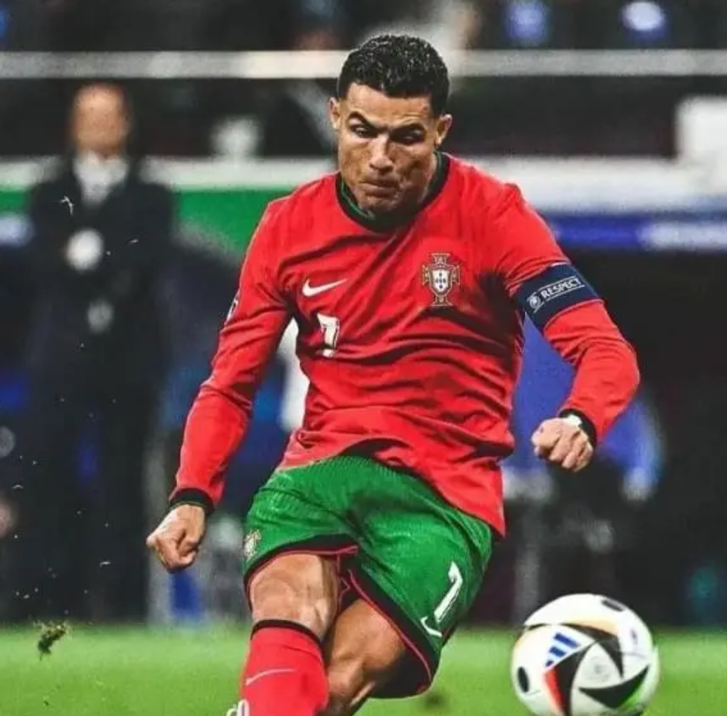 爱游戏官网赛前社区盾焦点战，皇家社会调整名单，赛场秩序良好，训练强度明显提升的简单介绍